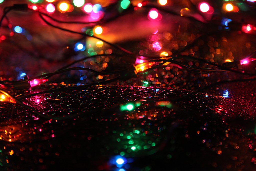 Christmas_lights_rain-1024x683