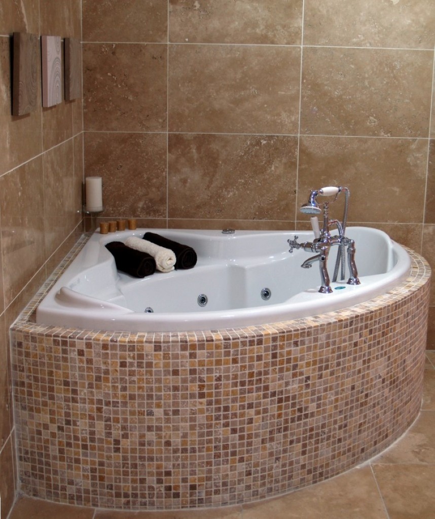 lovely-mosaic-tile-with-brown-bathroom-wall-idea-plus-ultra-modern-small-corner-bathtub-design