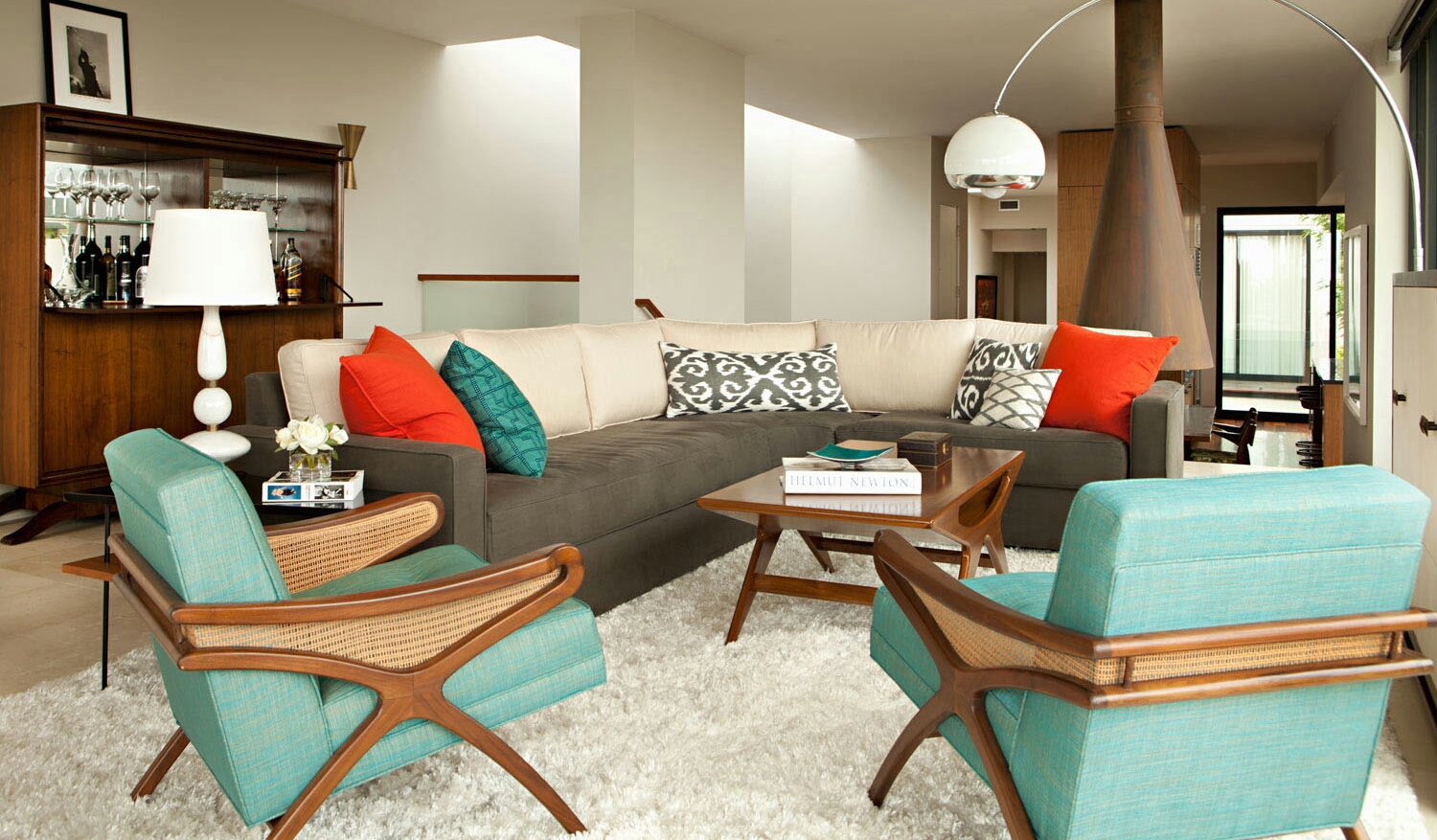 Colorful-Summer-decorative-interior-décor-idea-1